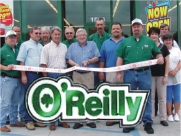 Mayor Albright Cuts Ribbon