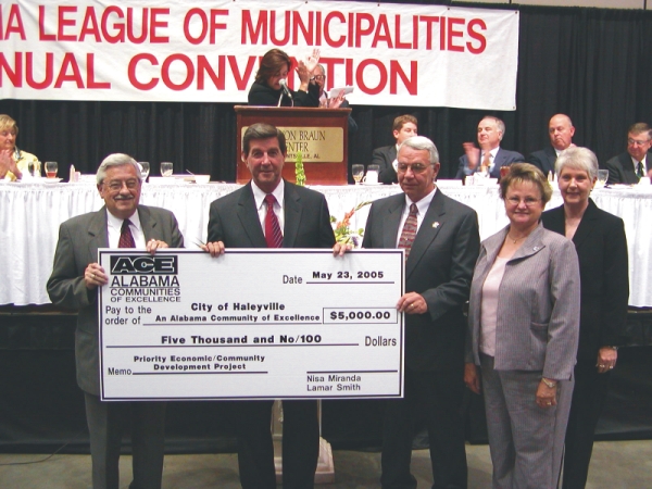 5-23-05 Ace Award Accepting Check for $5,000